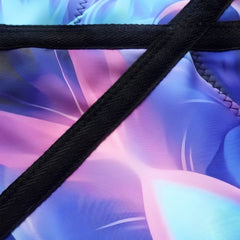 Flowstar close-up of the soft printed fabric and black stitched edge