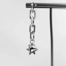 Load image into Gallery viewer, Silver Chainmace Earrings